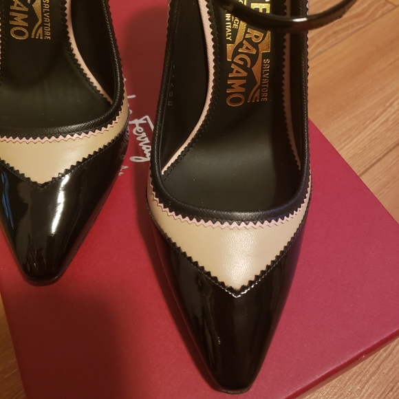 Brand New Salvatore Ferragamo Heels - Picture 2 of 10